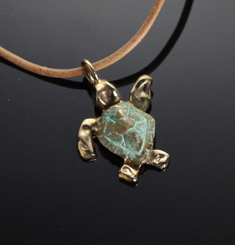 Sm. Loggerhead Pendant – BRS1014