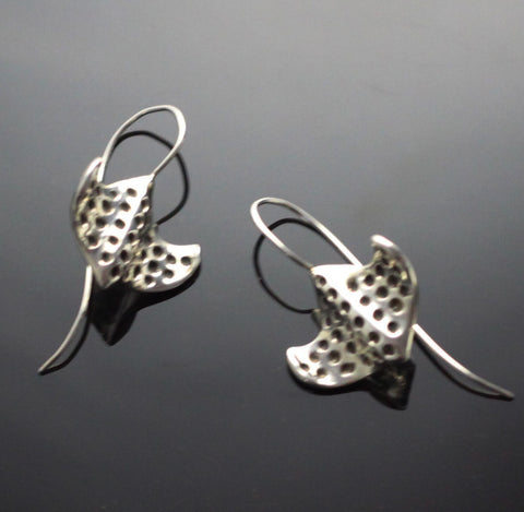 Spotted Eagle Ray Earrings-E1019