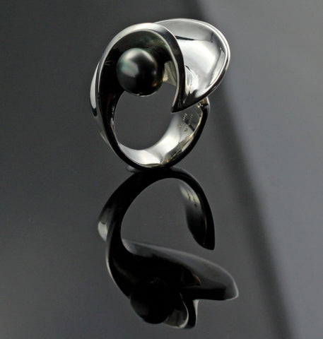 Side Wave Ring w/ Tahitian Pearl-R1019TP