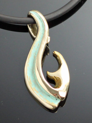 Bronze Groved Hook Pendant – BRF1013