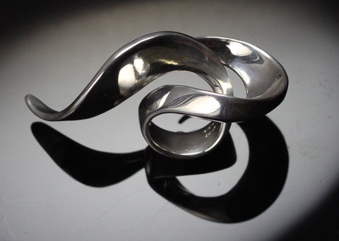 Moving Waves Ring-R1024